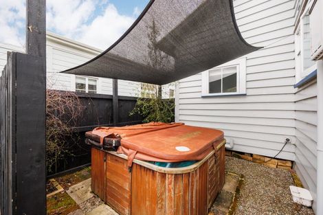 Photo of property in 33 Fitzroy Street, Terrace End, Palmerston North, 4410