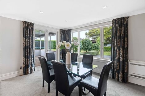 Photo of property in 27 Cairnbrae Drive, Prebbleton, 7604