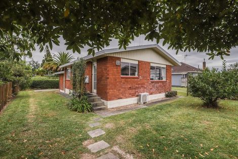 Photo of property in 50c Braid Road, St Andrews, Hamilton, 3200