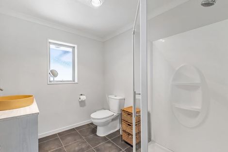 Photo of property in 12 Oak Tree Lane, Rolleston, 7614