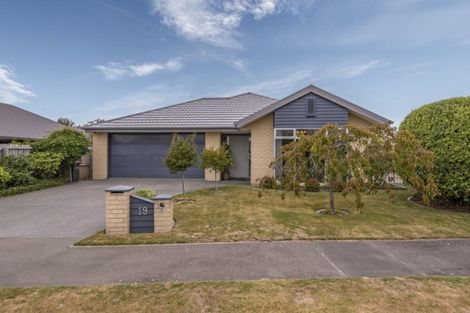 Photo of property in 19 Birchgrove Gardens, Mairehau, Christchurch, 8052