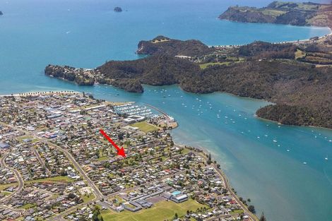 Photo of property in 16 Cobham Lane, Whitianga, 3510
