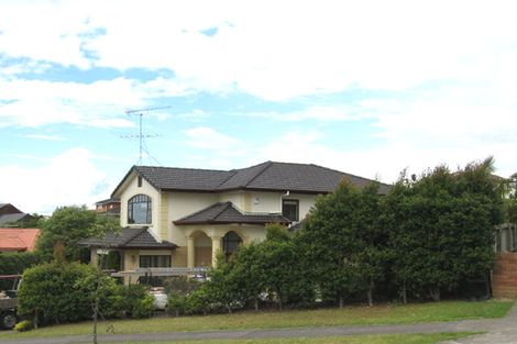 Photo of property in 8 Bonnard Place, West Harbour, Auckland, 0618