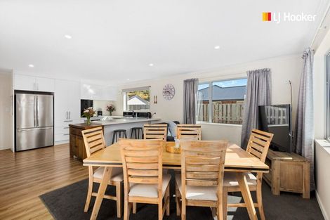 Photo of property in 19 Paterson Road, Mosgiel, 9092