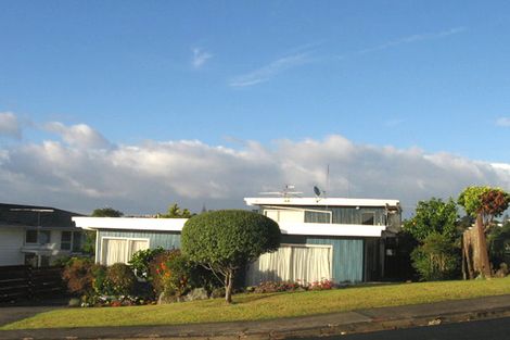 Photo of property in 1/45 Monarch Avenue, Hillcrest, Auckland, 0627