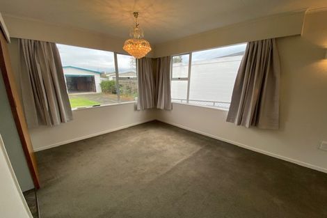 Photo of property in 20 Kimberley Grove, Westbrook, Palmerston North, 4412