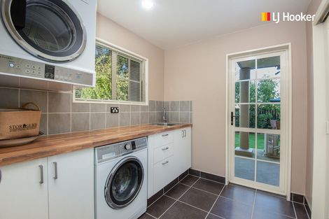 Photo of property in 100 Church Street, Mosgiel, 9024