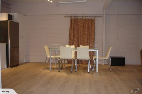 Photo of property in 1/17 Beulah Avenue, Rothesay Bay, Auckland, 0630