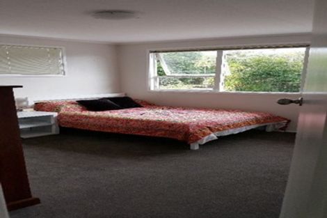 Photo of property in 1/36 Knightsbridge Drive, Forrest Hill, Auckland, 0620