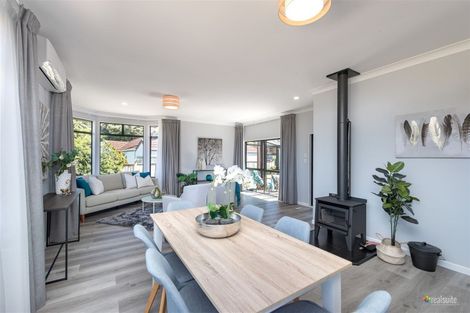 Photo of property in 12a Pekanga Road, Normandale, Lower Hutt, 5010