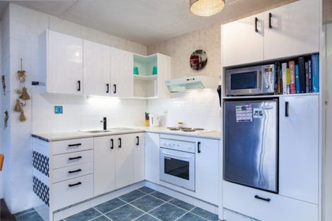 Photo of property in 9/57 Carrington Street, Lower Vogeltown, New Plymouth, 4310