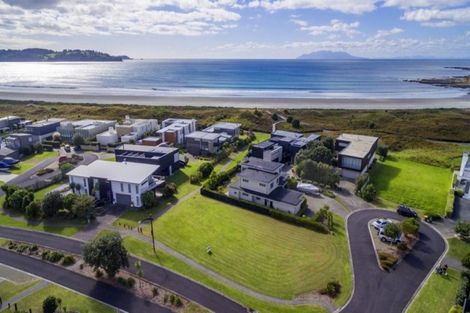 Photo of property in 1 Paua Lane, Omaha, 0986