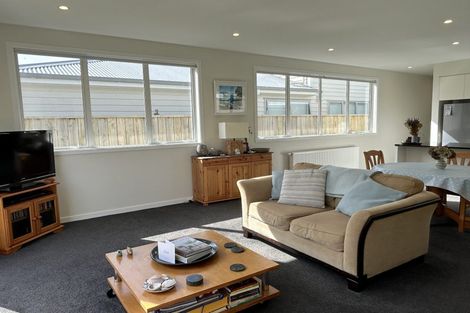 Photo of property in 30 Glide Lane, Whitby, Porirua, 5024