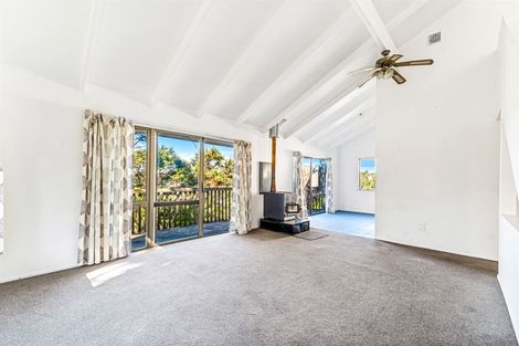 Photo of property in 45 Cochrane Avenue, Arkles Bay, Whangaparaoa, 0932