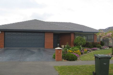 Photo of property in 8 Dunmurry Place, Casebrook, Christchurch, 8051