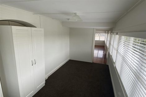 Photo of property in 43 Astley Avenue, New Lynn, Auckland, 0600