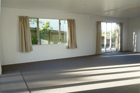 Photo of property in 10a Evan Street, Belmont, Auckland, 0622