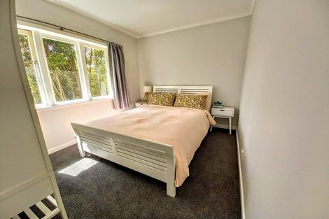 Photo of property in 3b Gazelle Avenue, Beach Haven, Auckland, 0626