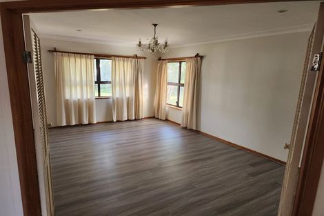 Photo of property in 12 Buckingham Crescent, Manukau, Auckland, 2025