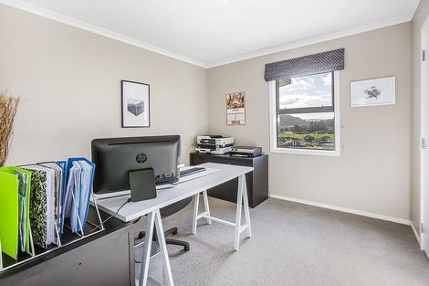 Photo of property in 16 Bluejacket Place, Whitby, Porirua, 5024