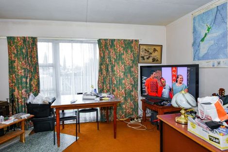 Photo of property in 27 Liverpool Crescent, Flaxmere, Hastings, 4120