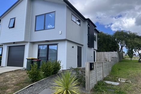 Photo of property in 1/149 Tirimoana Road, Te Atatu South, Auckland, 0602