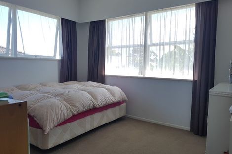 Photo of property in 228 Forrest Hill Road, Forrest Hill, Auckland, 0620