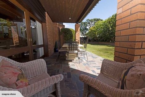 Photo of property in 8 Tui Street, Torbay, Auckland, 0630