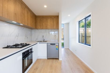 Photo of property in 6c Kaweka Street, New Lynn, Auckland, 0600