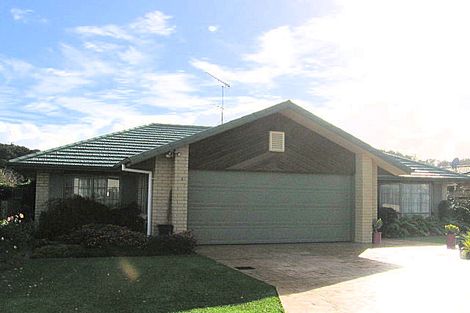 Photo of property in 4 Darimouth Place, Albany, Auckland, 0632