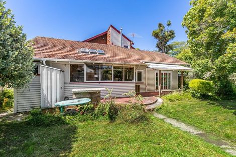 Photo of property in 5 Mount Albert Road, Mount Albert, Auckland, 1025