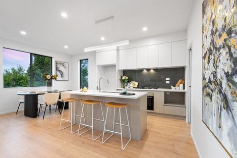 Photo of property in 144a Oaktree Avenue, Browns Bay, Auckland, 0630