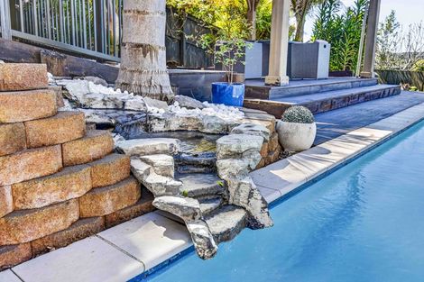 Photo of property in 21 Kotanui Avenue, Army Bay, Whangaparaoa, 0930
