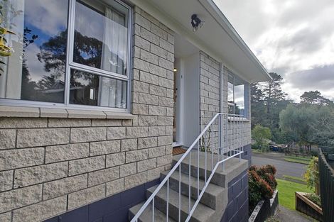 Photo of property in 1/4 Mahuta Grove, Northcote, Auckland, 0627