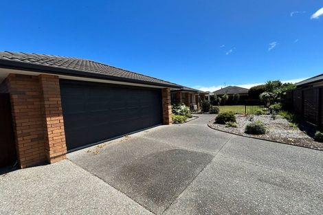 Photo of property in 25 Parkwood Place, Papamoa Beach, Papamoa, 3118