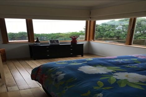 Photo of property in 106 The Parade, Paekakariki, 5034