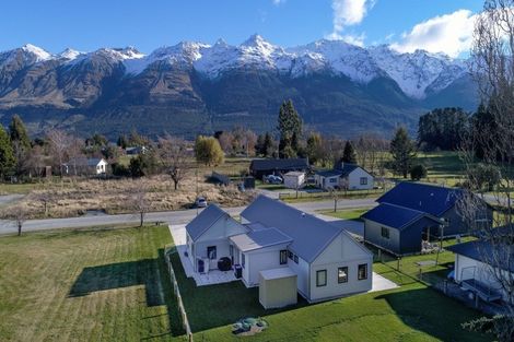 Photo of property in 3 Woodley Place, Glenorchy, 9372