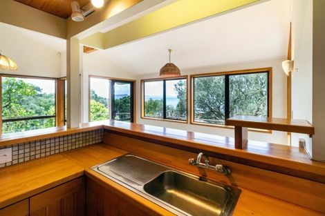 Photo of property in 3 Lea Place, Stanmore Bay, Whangaparaoa, 0932