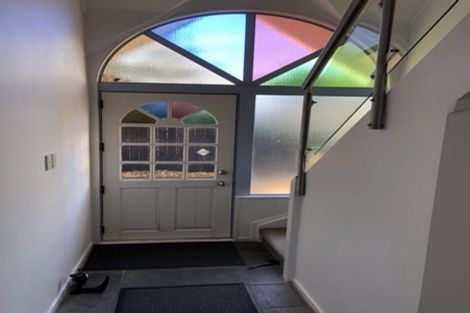 Photo of property in 6a Vincent Road, Northcote Point, Auckland, 0627