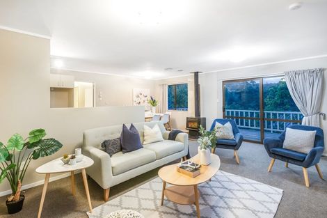 Photo of property in 25 Postgate Drive, Whitby, Porirua, 5024