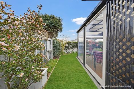 Photo of property in 16 Blaenavon Lane, Halswell, Christchurch, 8025