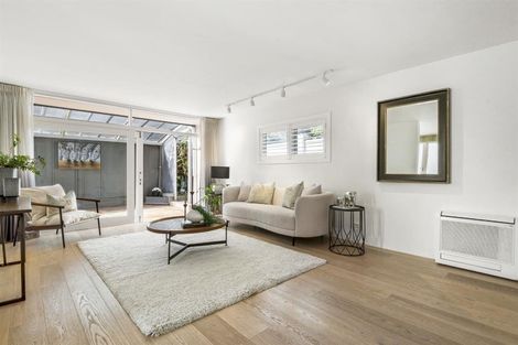 Photo of property in 13/212 Hurstmere Road, Takapuna, Auckland, 0622