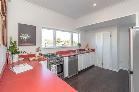 Photo of property in 2c Saint Leonard Street, Saint Johns Hill, Whanganui, 4501