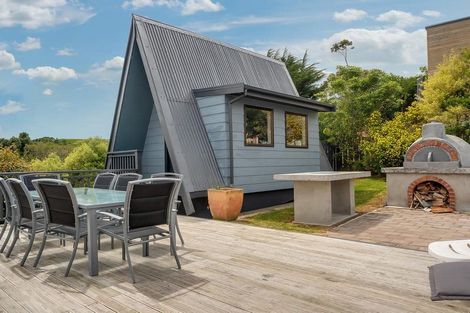 Photo of property in 17 Raynbird Street, Company Bay, Dunedin, 9014