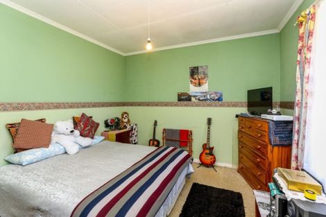 Photo of property in 185 Tasman Street, Opunake, 4616