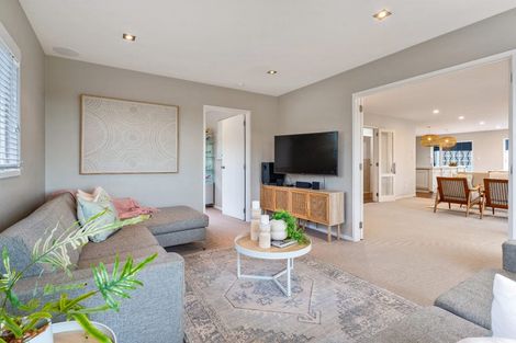 Photo of property in 1a Agathis Avenue, Mairangi Bay, Auckland, 0630