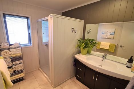 Photo of property in 111 Kelly Jade Avenue, Matarangi, Whitianga, 3592