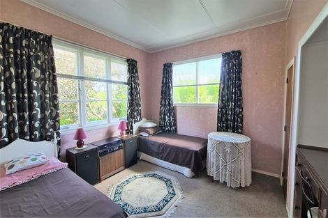 Photo of property in 163 Tasman Street, Opunake, 4616