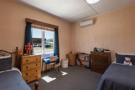 Photo of property in 27 Oxford Street, Richmond, 7020