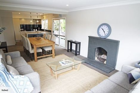 Photo of property in 18 Stanley Road, Glenfield, Auckland, 0629